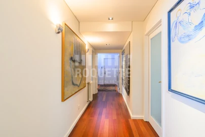 Apartamento T4 para Venda em Aldoar, Foz do Douro e Nevogilde