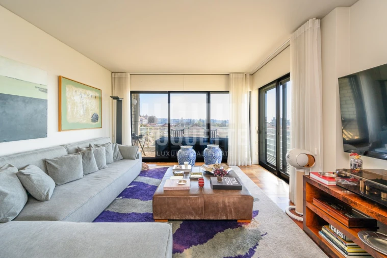 Apartamento T4 para Venda em Aldoar, Foz do Douro e Nevogilde Foto 3
