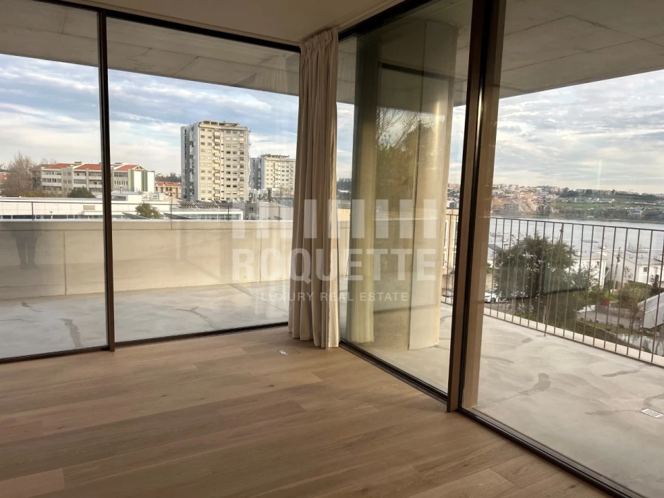 Apartamento T1 para Venda em Aldoar, Foz do Douro e Nevogilde Foto 5