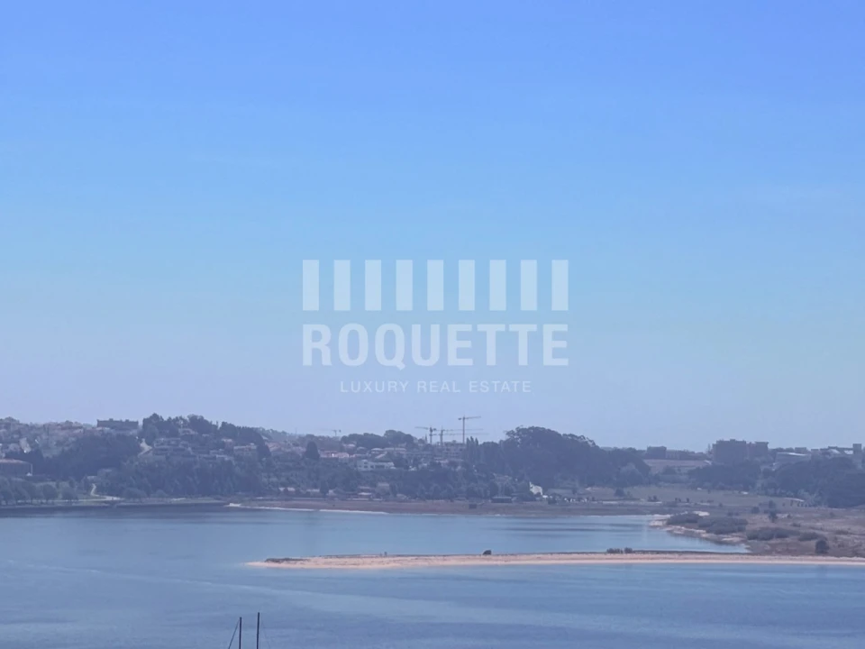 Apartamento T1 para Venda em Aldoar, Foz do Douro e Nevogilde Foto 2