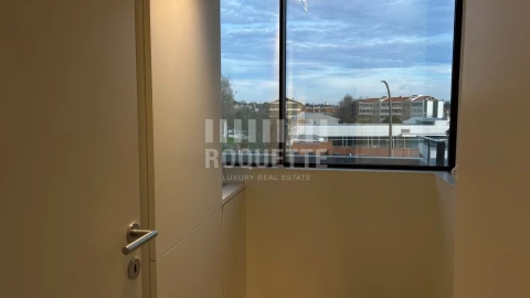 Apartamento T1 para Venda em Aldoar, Foz do Douro e Nevogilde