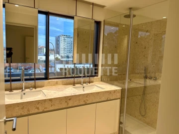 Apartamento T1 para Venda em Aldoar, Foz do Douro e Nevogilde