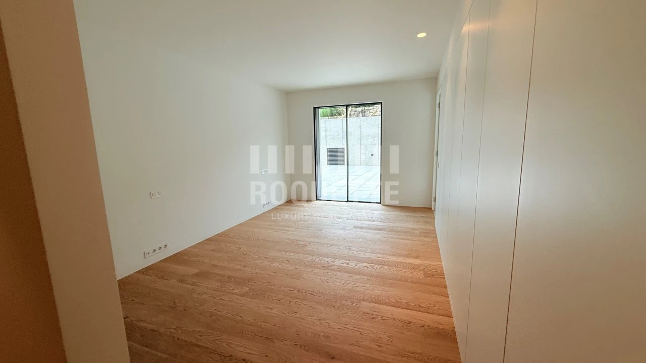 Apartamento T4 para Venda em Aldoar, Foz do Douro e Nevogilde Foto 14