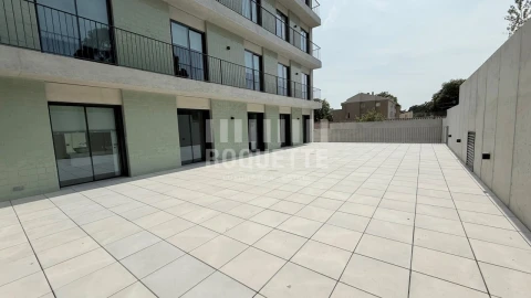 Apartamento T4 para Venda em Aldoar, Foz do Douro e Nevogilde