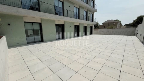 Apartamento T4 para Venda em Aldoar, Foz do Douro e Nevogilde