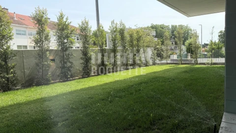 Apartamento T4 para Venda em Aldoar, Foz do Douro e Nevogilde