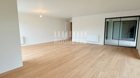 Apartamento T4 para Venda em Aldoar, Foz do Douro e Nevogilde