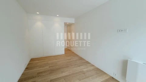 Apartamento T4 para Venda em Aldoar, Foz do Douro e Nevogilde