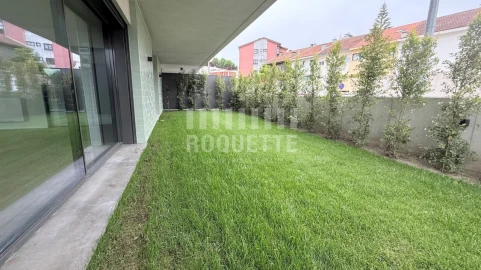 Apartamento T4 para Venda em Aldoar, Foz do Douro e Nevogilde