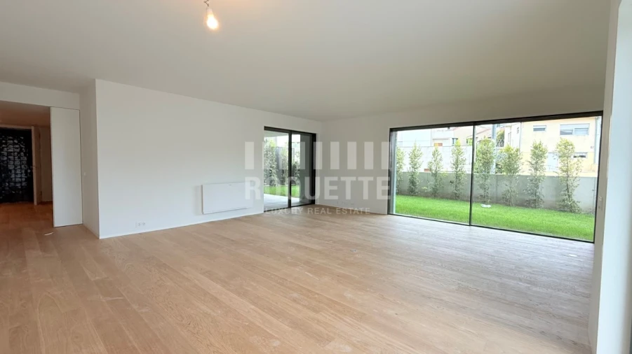 Apartamento T4 para Venda em Aldoar, Foz do Douro e Nevogilde Foto 3