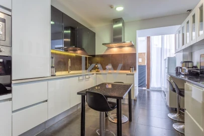 Apartamento T4 para Venda em Avenidas Novas