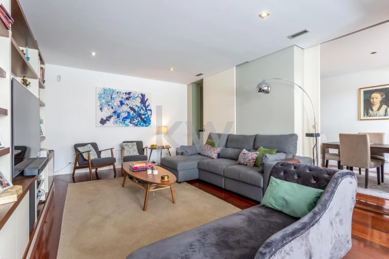 Apartamento T4 para Venda em Avenidas Novas Foto 9