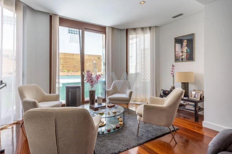 Apartamento T4 para Venda em Avenidas Novas Foto 10