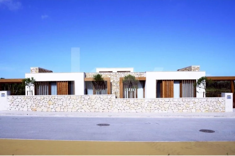 Moradia T3 para Venda em Vau Foto 4