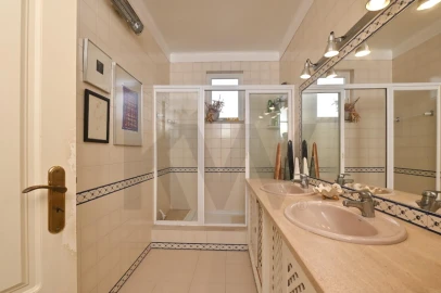 Apartamento T4 para Venda em Cascais e Estoril