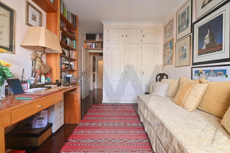 Apartamento T4 para Venda em Cascais e Estoril Foto 16