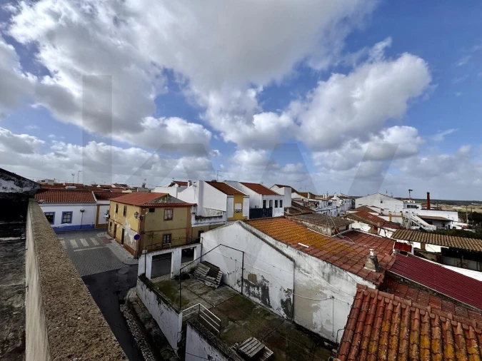 Prédio para Venda em Alvalade Foto 6