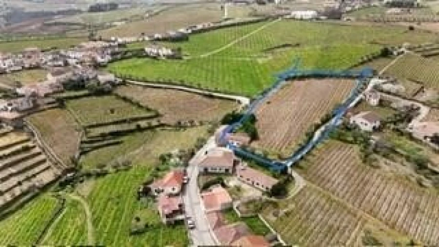 Moradia T4 para Venda em Celeiros Foto 28