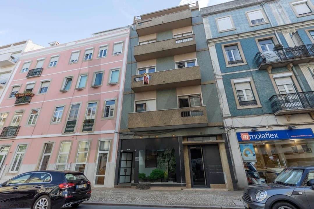 Loja para Venda em Campo de Ourique Foto 21