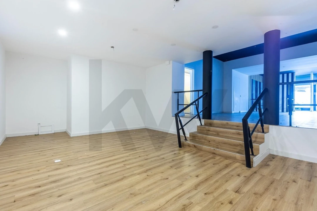 Loja para Venda em Campo de Ourique Foto 10