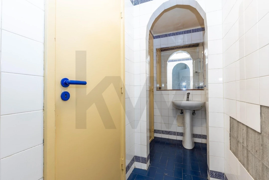 Loja para Venda em Campo de Ourique Foto 20