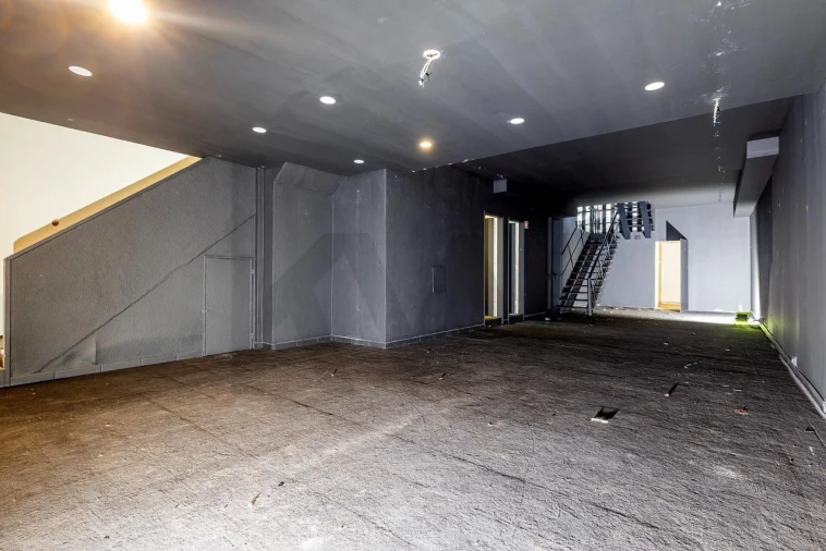 Loja para Venda em Campo de Ourique Foto 16