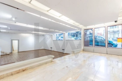 Loja para Arrendamento em Avenidas Novas