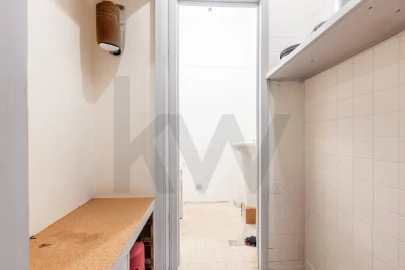 Loja para Arrendamento em Avenidas Novas