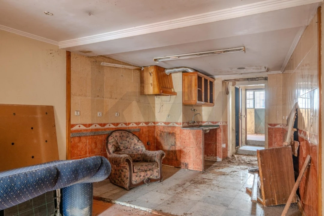 Prédio para Venda em Arroios Foto 24