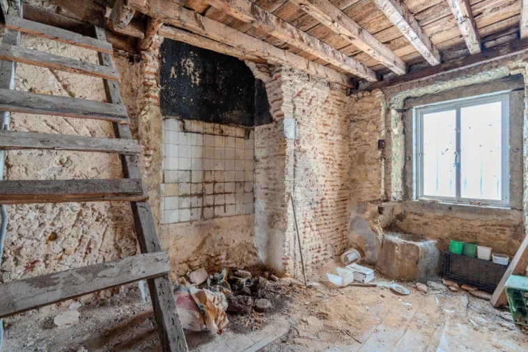 Prédio para Venda em Arroios Foto 32