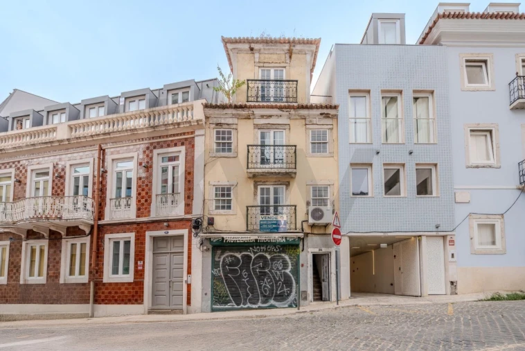 Prédio para Venda em Arroios Foto 35