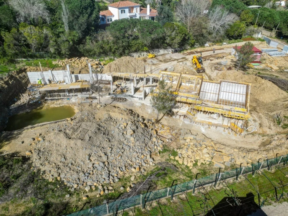 Moradia T5 para Venda em Santa Maria e São Miguel, São Martinho, São Pedro Penaferrim Foto 2