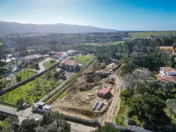 Moradia T5 para Venda em Santa Maria e São Miguel, São Martinho, São Pedro Penaferrim