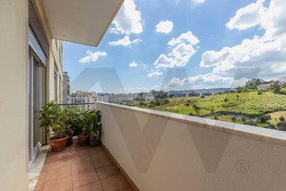 Apartamento T4 para Venda em São Domingos de Benfica