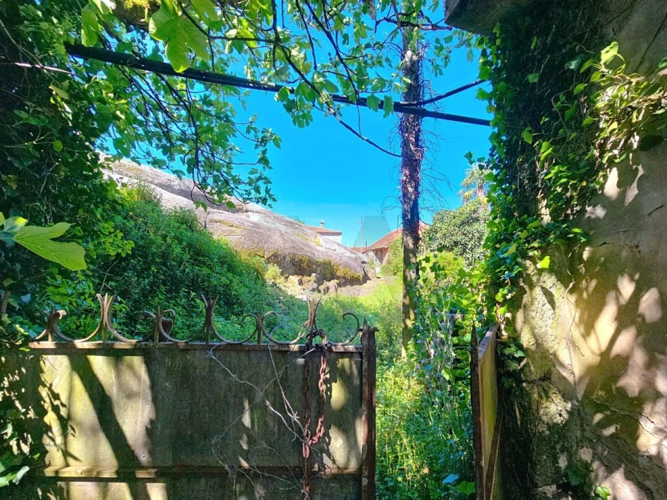 Moradia T5 para Venda em Vilar Seco Foto 16