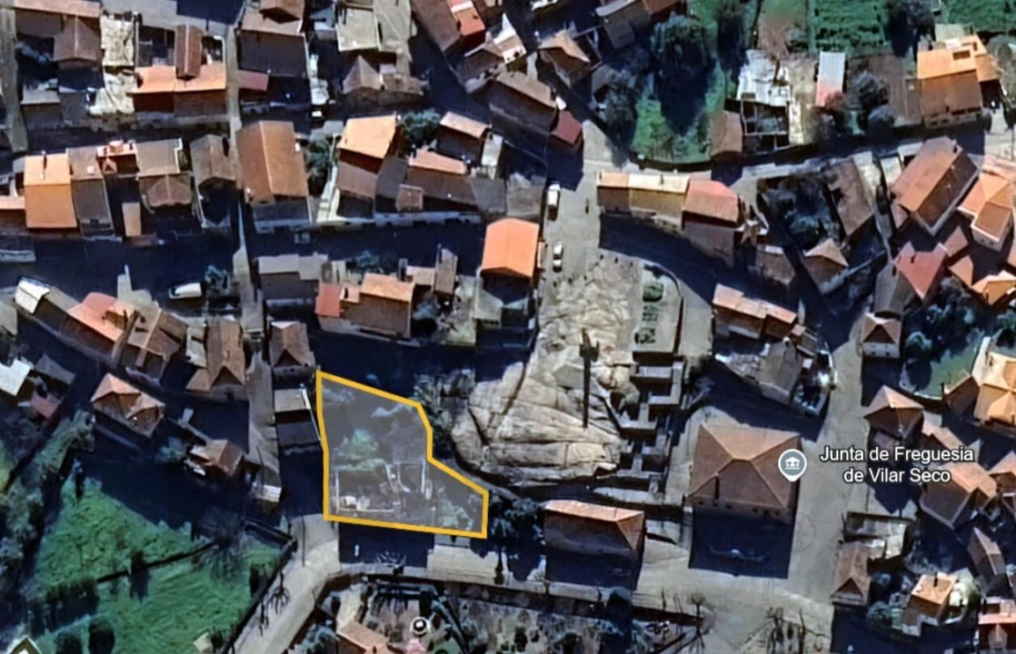 Moradia T5 para Venda em Vilar Seco Foto 28