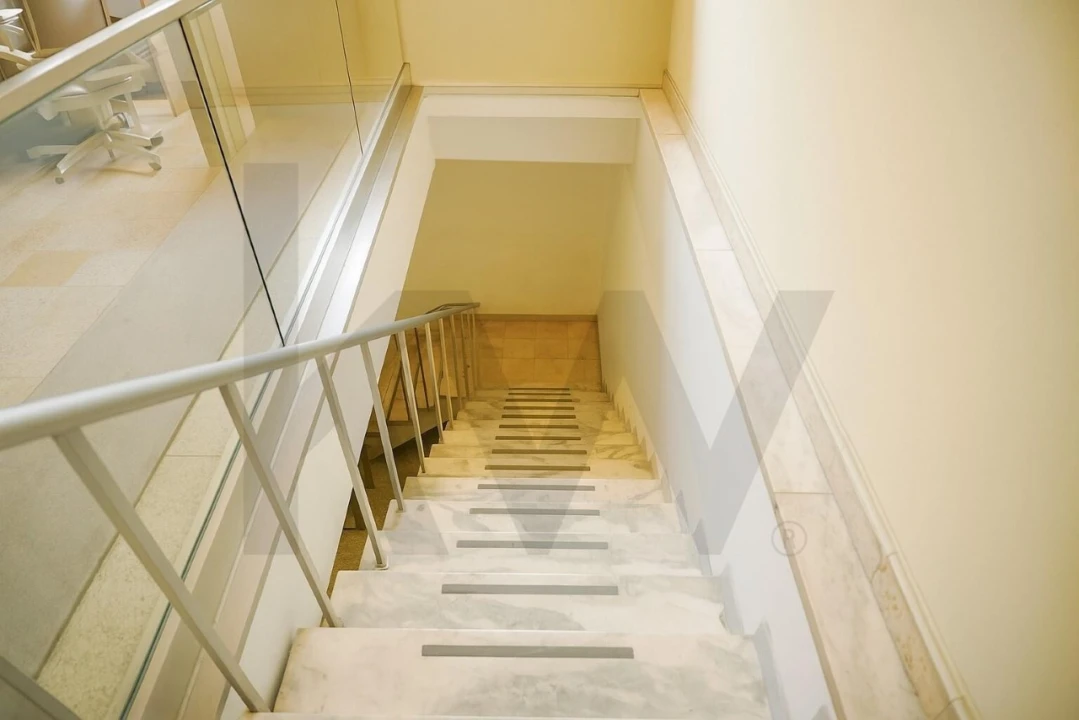 Loja para Venda em Campo de Ourique Foto 6