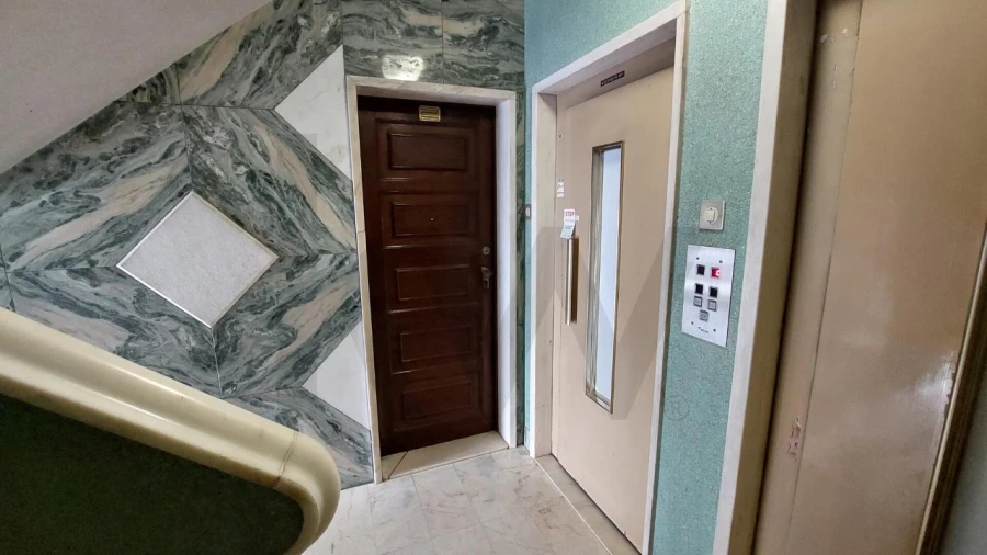 Loja para Venda em Campo de Ourique Foto 32