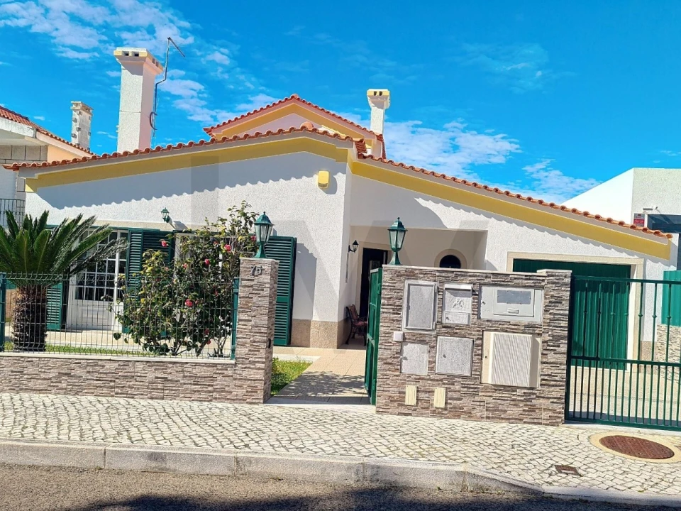 Moradia T3 para Venda em Sesimbra (Castelo) Foto 6