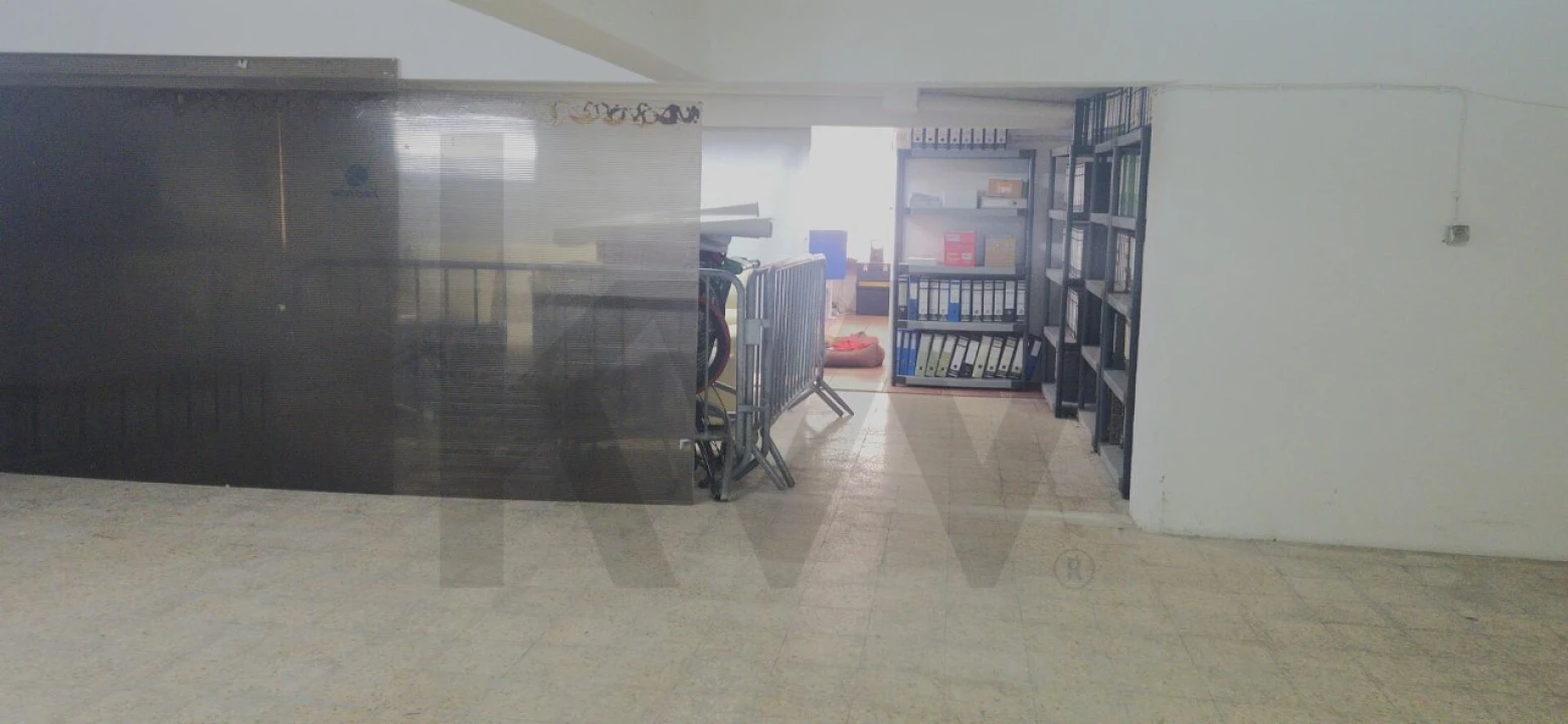 Armazém para Arrendamento em Algés, Linda-A-Velha e Cruz Quebrada-Dafundo Foto 11