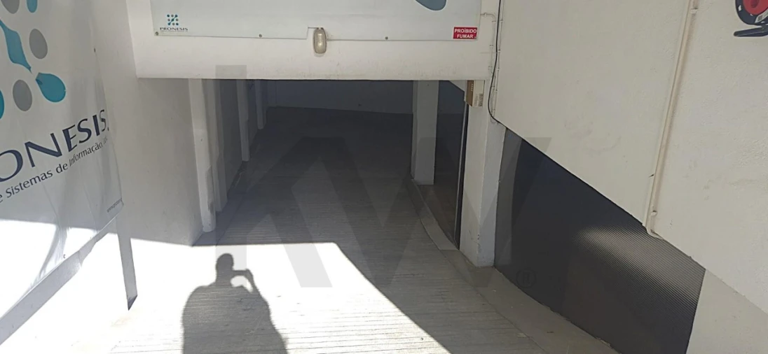 Armazém para Arrendamento em Algés, Linda-A-Velha e Cruz Quebrada-Dafundo Foto 7