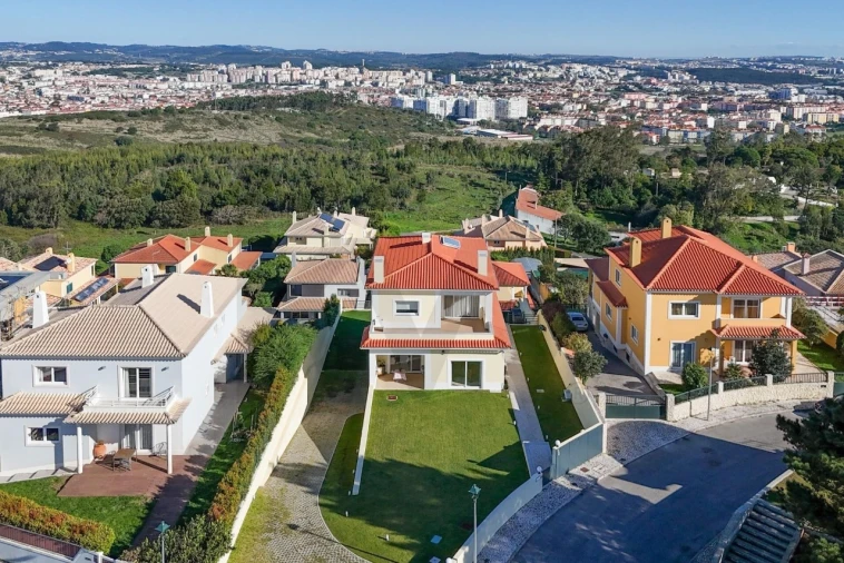 Moradia T3 para Venda em Santa Maria e São Miguel, São Martinho, São Pedro Penaferrim Foto 10