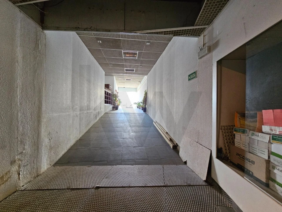 Armazém para Venda em Mina de Água Foto 5