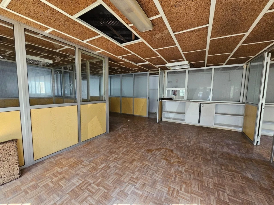 Armazém para Venda em Mina de Água Foto 14