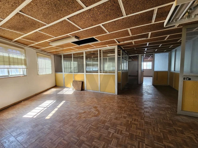 Armazém para Venda em Mina de Água Foto 1