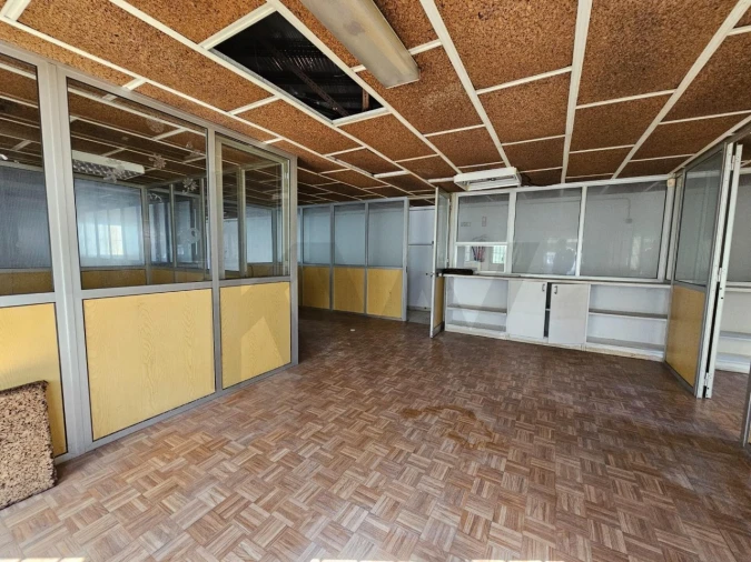 Armazém para Venda em Mina de Água Foto 14