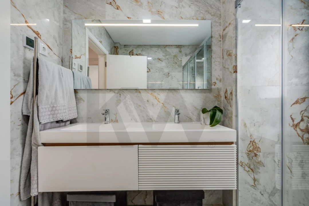 Moradia T4 para Venda em Rio de Mouro Foto 15