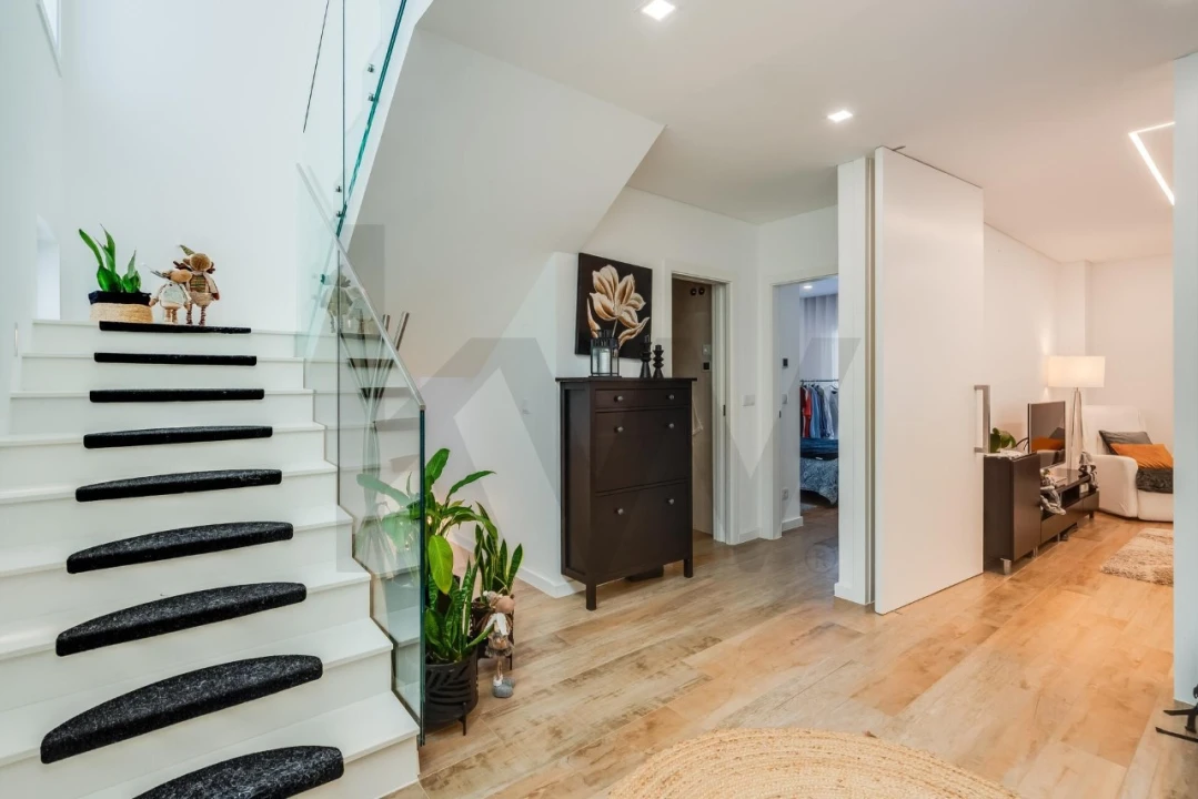 Moradia T4 para Venda em Rio de Mouro Foto 20