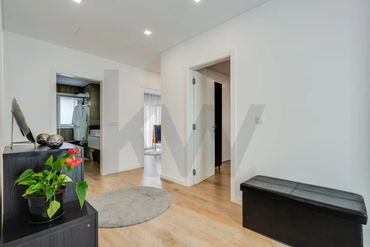 Moradia T4 para Venda em Rio de Mouro Foto 8