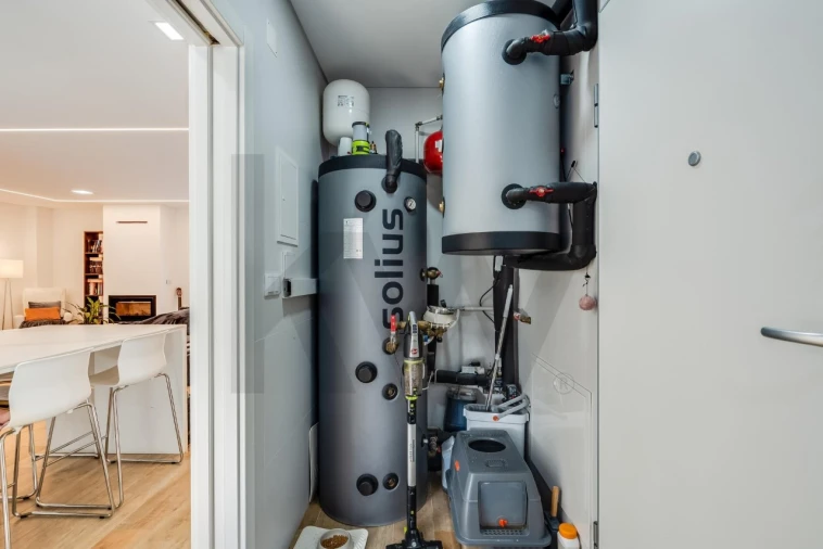 Moradia T4 para Venda em Rio de Mouro Foto 24